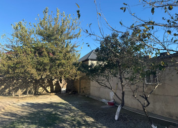 Xlrdalan kurqun yaxlql 4 otaq normal temir 90kv 400 azn