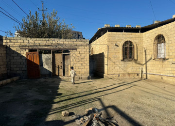 Xlrdalan kurqun yaxlql 4 otaq normal temir 90kv 400 azn