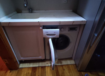 Xlrdalan Tam temirlidir. Her bir sheraiti vardir, daimi