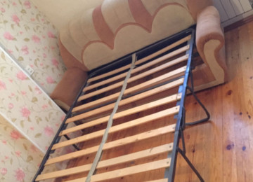 Xlrdalan Tam temirlidir. Her bir sheraiti vardir, daimi