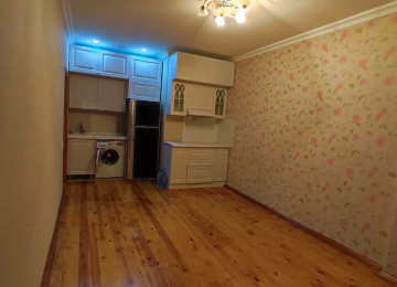 Xlrdalan Tam temirlidir. Her bir sheraiti vardir, daimi