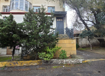 Xlrdalan Merkezde 3 otaq hersarayetnen 80 kv 600 azn