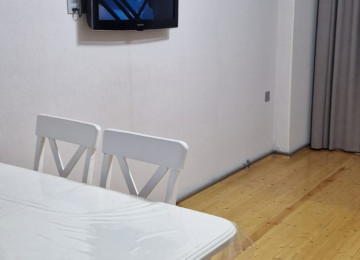 Nərimanov rayonu Xətai prospekti Şərq bazarı, Təhsil