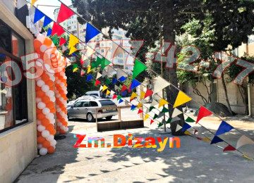 Şar və bayraqla bəzədilmə Şar və bayraqla bəzədilmə. Toxunan sar. Sarlarla dekor.