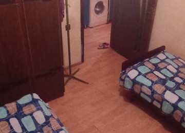 Xırdalanda Texnikomdan iki məhəllə aşığı küçədə,