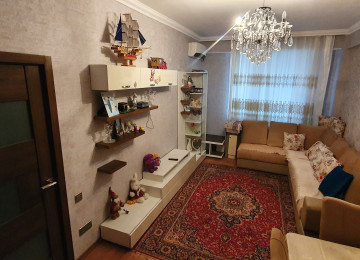 Kristal-1 (Köhnə bazar), 7 mərtəbəli binanın 5ci