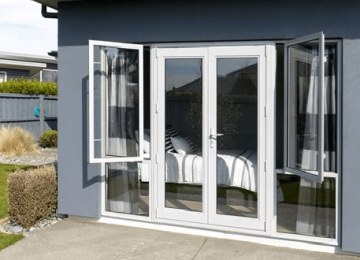 Altek şirkəti olaraq müştərilərimizə hər cür şüşələnmə