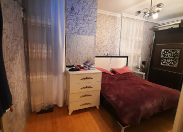 Xlrdalan Bakl muhedslyin yanl 1 otaq 56 kv 300 azn kiraye