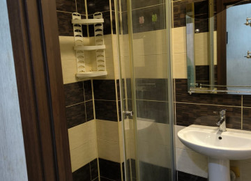 Təmirli ev kirayə verilir. Xırdalanın mərkəzində,Kristal