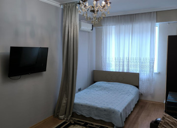 Təmirli ev kirayə verilir. Xırdalanın mərkəzində,Kristal