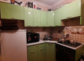 Xlrdalan Bakl muhedslyin yanl 1 otaq 56 kv 300 azn kiraye