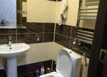 Təmirli ev kirayə verilir. Xırdalanın mərkəzində,Kristal