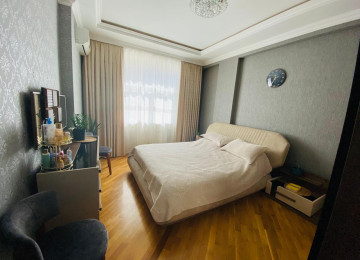 Xlrdalan Merkezde tecli menzil kiraye verlir 2 otaq 85kv