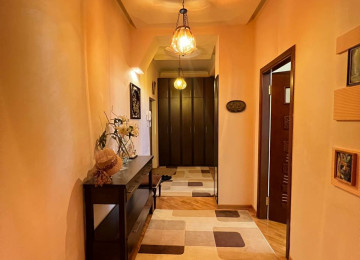 Nəsimi r-nu Rəşid Behbudov küçəsində 28 may mst 2-ci