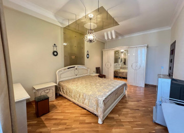 Nəsimi r-nu Rəşid Behbudov küçəsində 28 may mst 2-ci