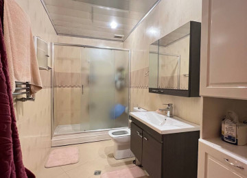 Nəsimi r-nu Rəşid Behbudov küçəsində 28 may mst 2-ci