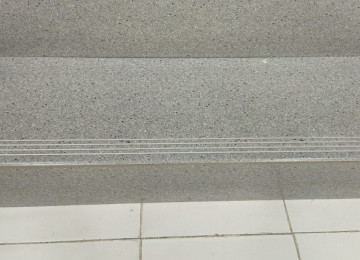 Komplekt pillə satışı. Keramoqranit pilləkələrin satışı.