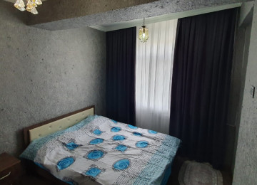 Ev Ayleli adama verilir Super tem Xlrdalada At heykerin