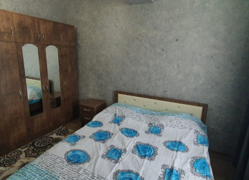 Ev Ayleli adama verilir Super tem Xlrdalada At heykerin