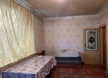 Xirdalanda Sultan şadliq sarayinin yaninda 1 otaqli boş