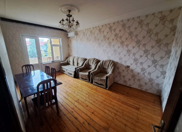 Mənzil Xırdalan şəhəri Köhnə bazarın yanında 28-ci