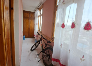 Mənzil Xırdalan şəhəri Köhnə bazarın yanında 28-ci