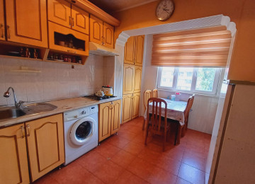 Mənzil Xırdalan şəhəri Köhnə bazarın yanında 28-ci