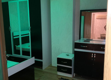 Riyat ticaret merkezin yaxlql 1 otaq 2 ye olmus tam temirli