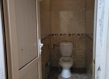 Xlrdalada 1 sayll orta mektebe yaxln 4 otaq 2 mertebeli