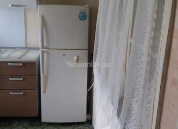 Nəsimi metrosundan 5 dəqiqəlik məsafədə həyət evimi kirayə