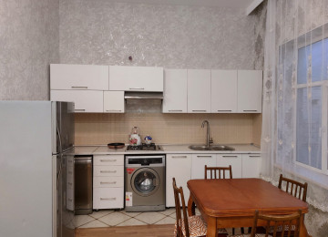 Xırdalan Polis şöbəsinin arxası,səliqəli məhəllə,apartment