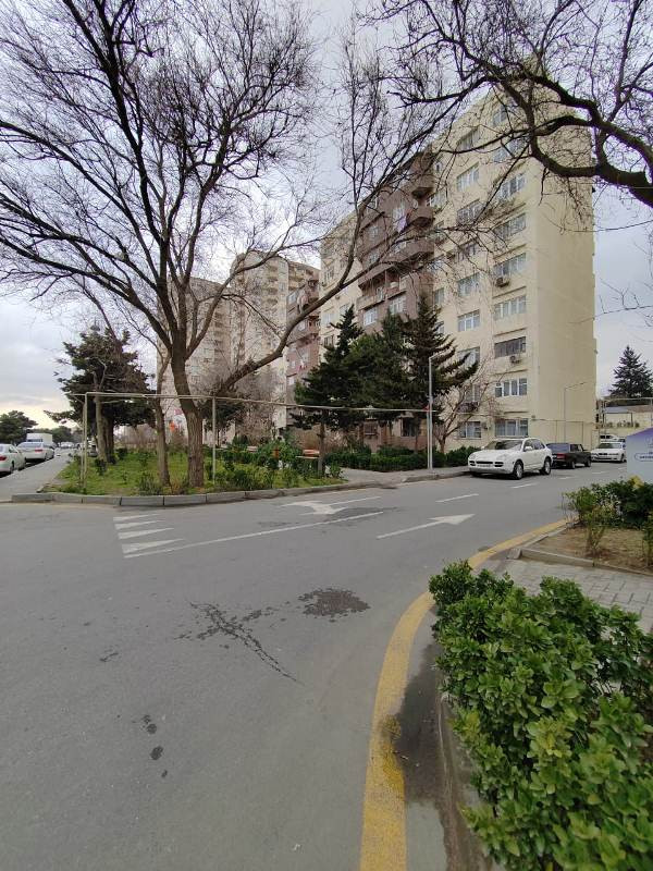 Kohne Guneslide 4 otaq menzil Xətai rayonu Köhnə Günəşli qəsəbəsi,35-ci POLİS