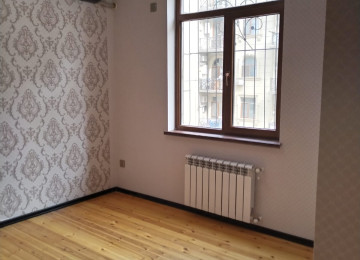 ilk defedir kiraye verilir evde wfaner ve qladofka var