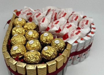 Her zovqe uygun kinder buketleri bizde.Istenilen dizaynda