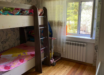 Xətai rayonu Şıxlinski küçəsi Neapol dairəsinin yanında