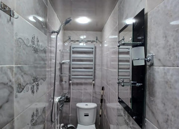 TƏCİLİ SATILIR!!! Xırdalan, seheri (Apartman).Mənzil bütün