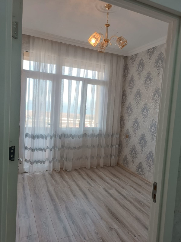 1 otaq menzil satllr Mənzil AAAF parkda 17/13 mərtəbəsində yerləsir yeni