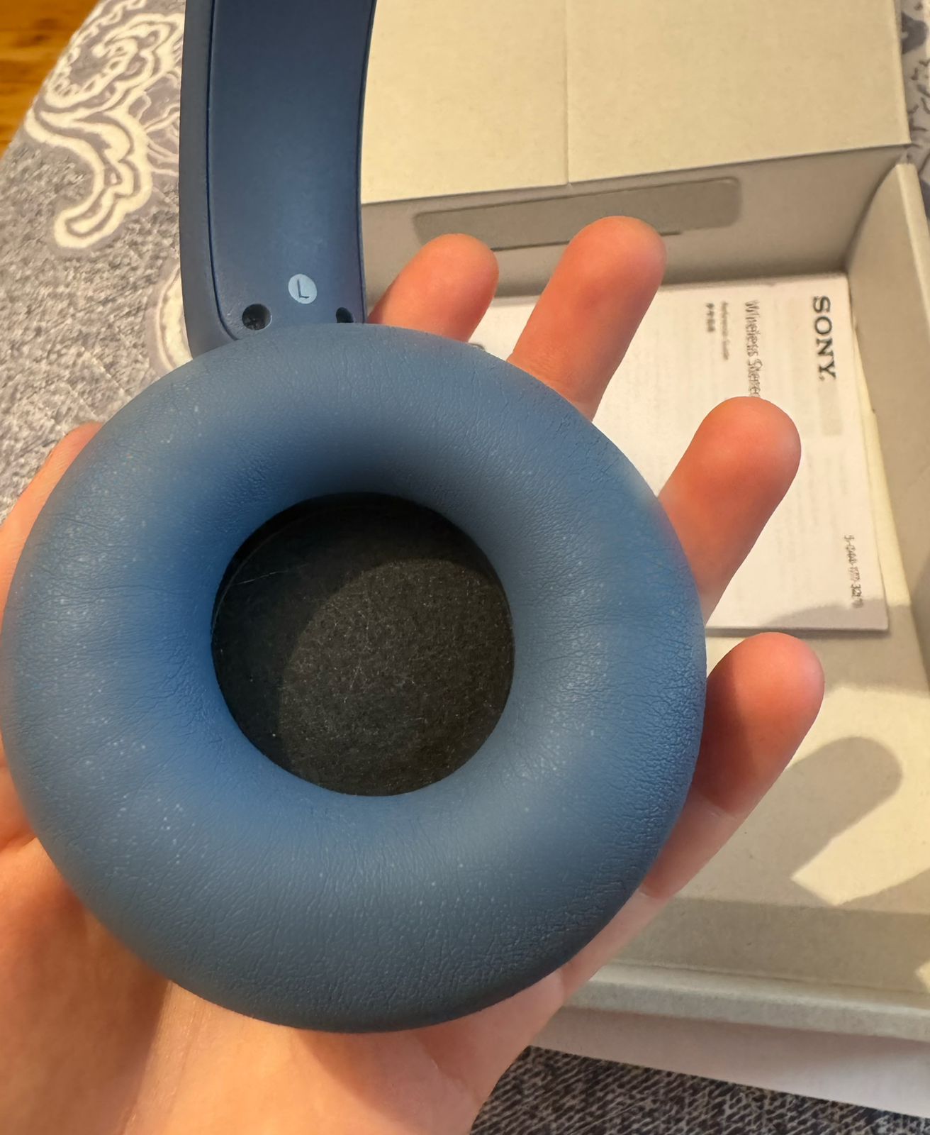 Sony Headphone seti.Deri yastıqlı qorumalar (qulaq ve baş