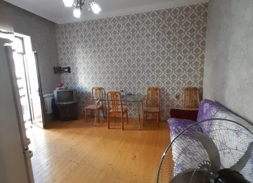 Xlrdalan AAAF PARK KOBLESI 1 otaq duzelme 2 ye menzil