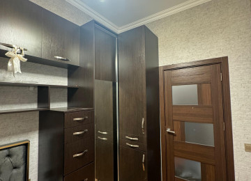 Menzil Xirdalanda Kristal Absheron birde yerleshir. Ilk