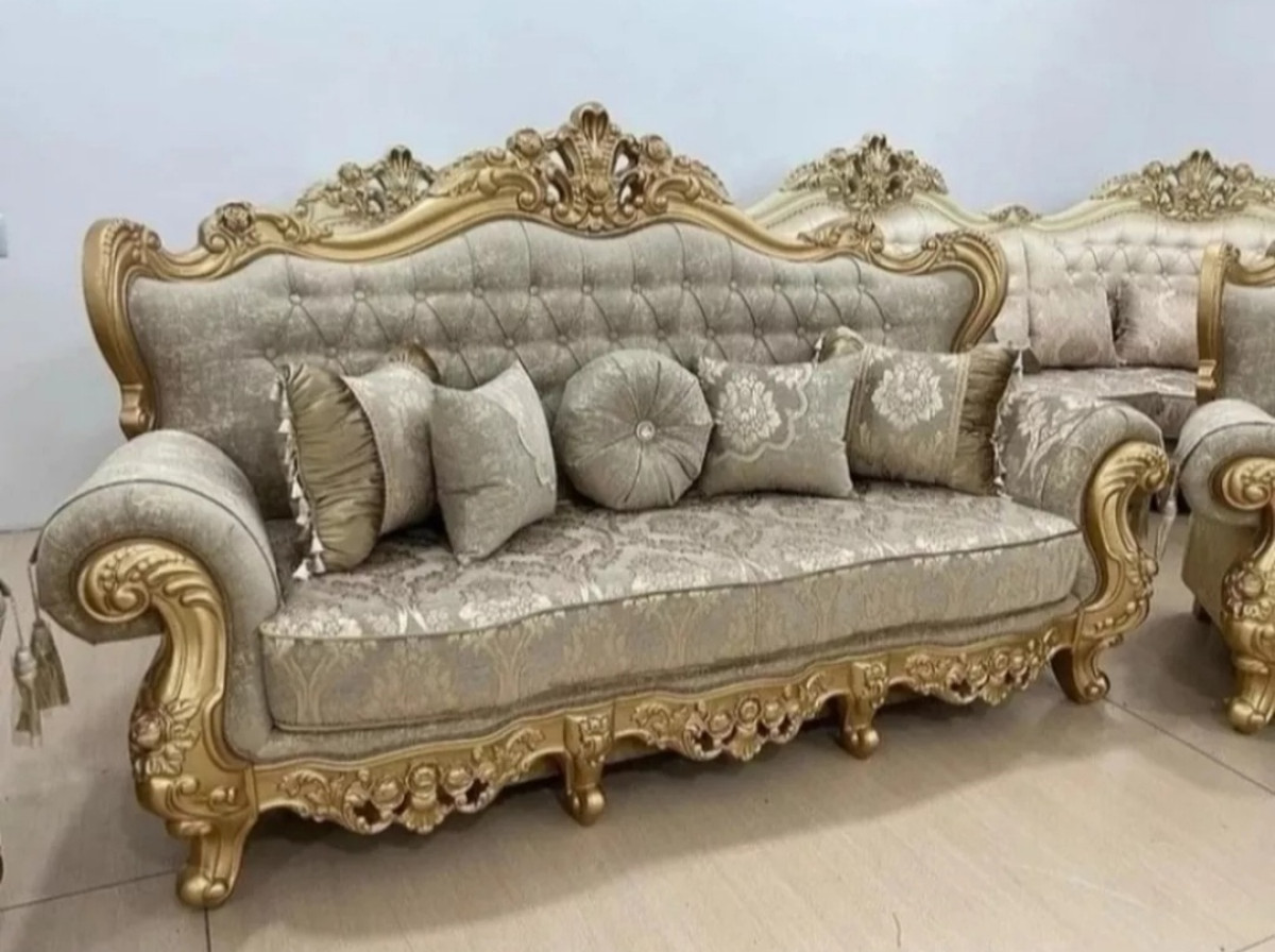 Divan kreslo ve stullarin yuksek keyfiyyetde temiri Divan kreslo ve stullarin yuksek keyfiyyetde temiri. Eger