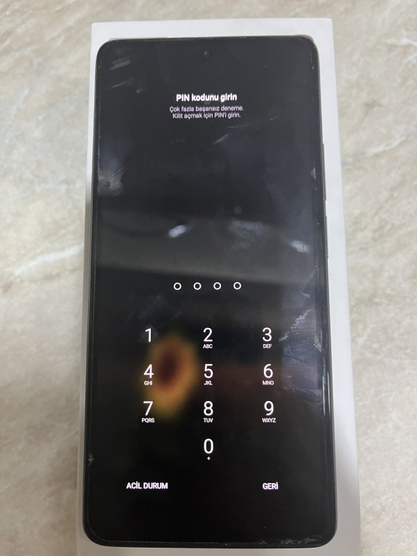 Xiaomi 11t Pro Salam 256/12+8 (20 ram) tek problemi arxa şüşesidi oda