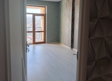 Mənzil AAAF park yaşayış kompleside yerləşir . Ev tam