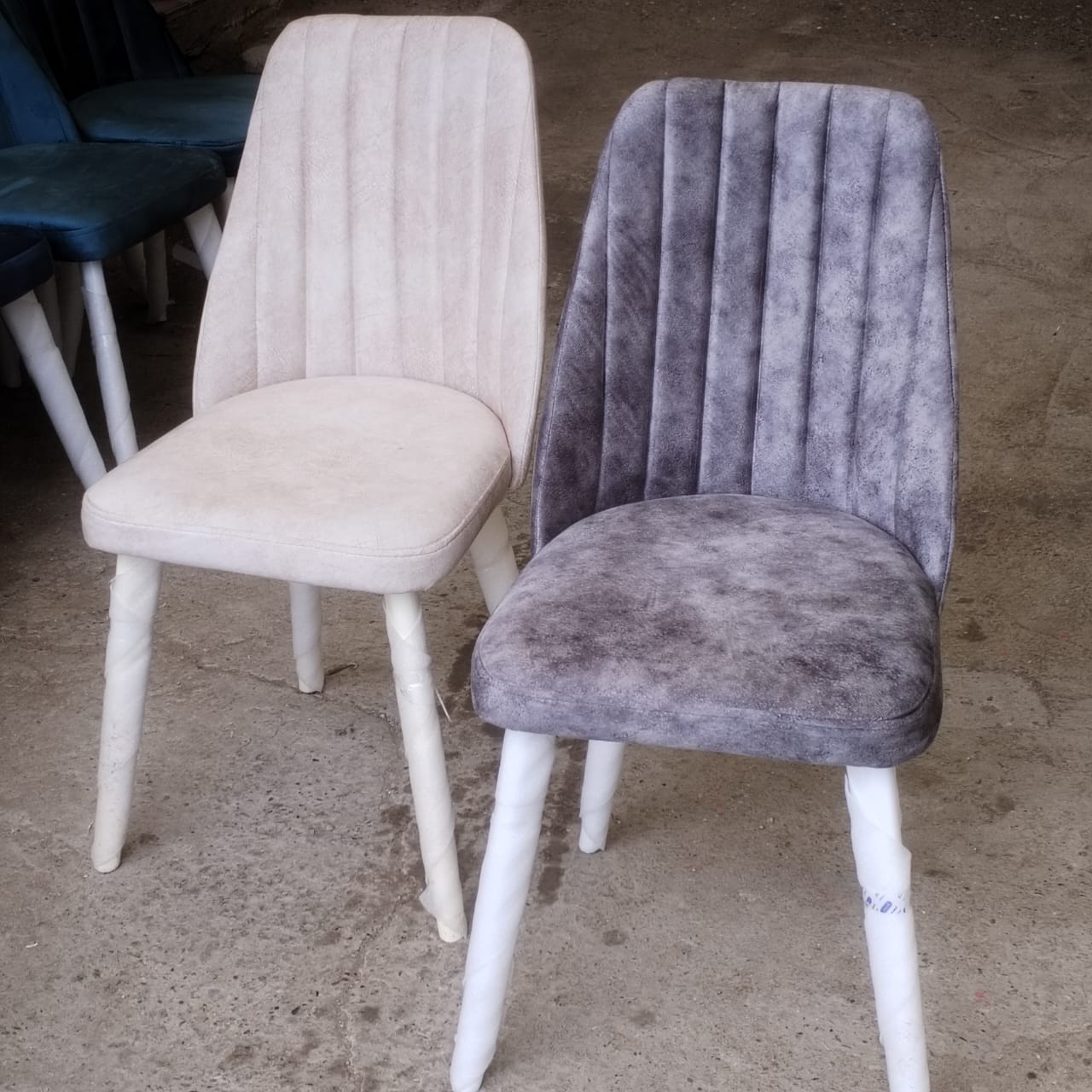 Stul Fabrik istehsalıdi Rəng seçimi var Anbardan birbaşa