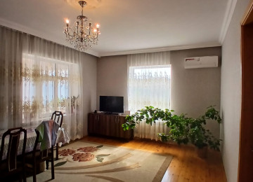 Buzovna Mərdəkan təzə yolunda, yoldan 100 m aralı 6 sot