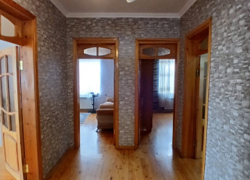 Buzovna Mərdəkan təzə yolunda, yoldan 100 m aralı 6 sot