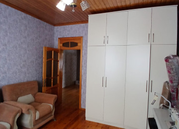 Buzovna Mərdəkan təzə yolunda, yoldan 100 m aralı 6 sot