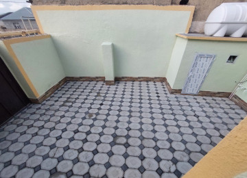 Xezer Rayonu Bine Qesebesi Ulvu Ticaret Merkeznin 218