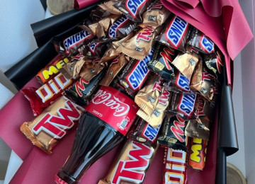 Her zovqe uygun kinder sokolad buketleri bizde.Istenilen