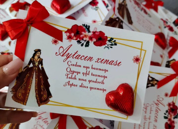 Her zovqe uygun xina konfetleri bizde.Istenilen dizaynda ve